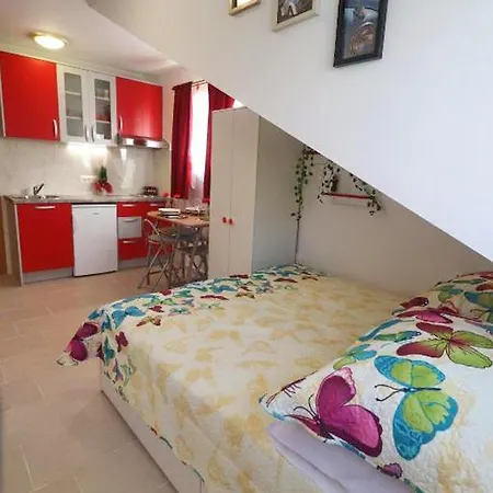 Clementina Sunrise Apartment *